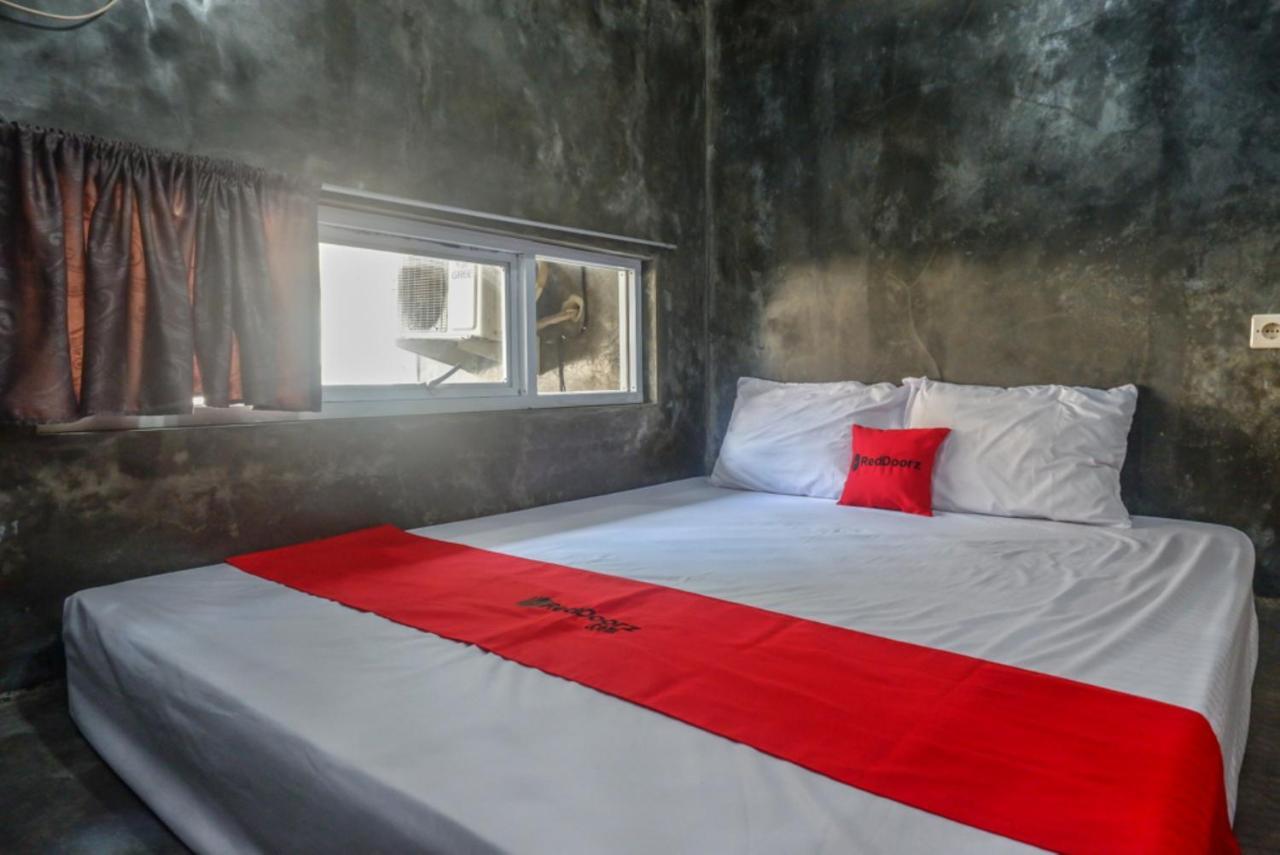 Reddoorz Near Jumbo Mall Sragen Dış mekan fotoğraf