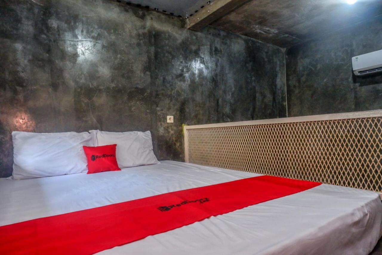 Reddoorz Near Jumbo Mall Sragen Dış mekan fotoğraf
