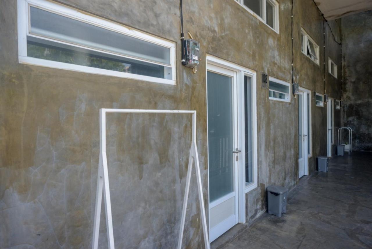 Reddoorz Near Jumbo Mall Sragen Dış mekan fotoğraf