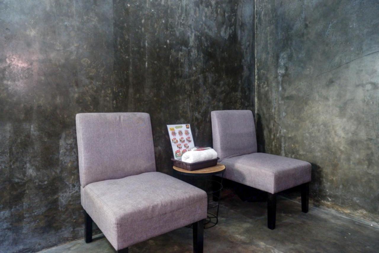 Reddoorz Near Jumbo Mall Sragen Dış mekan fotoğraf